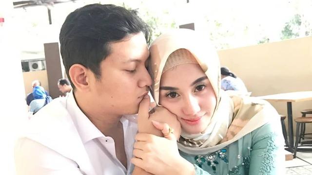 Muhammad Nur Arifin dan Istri