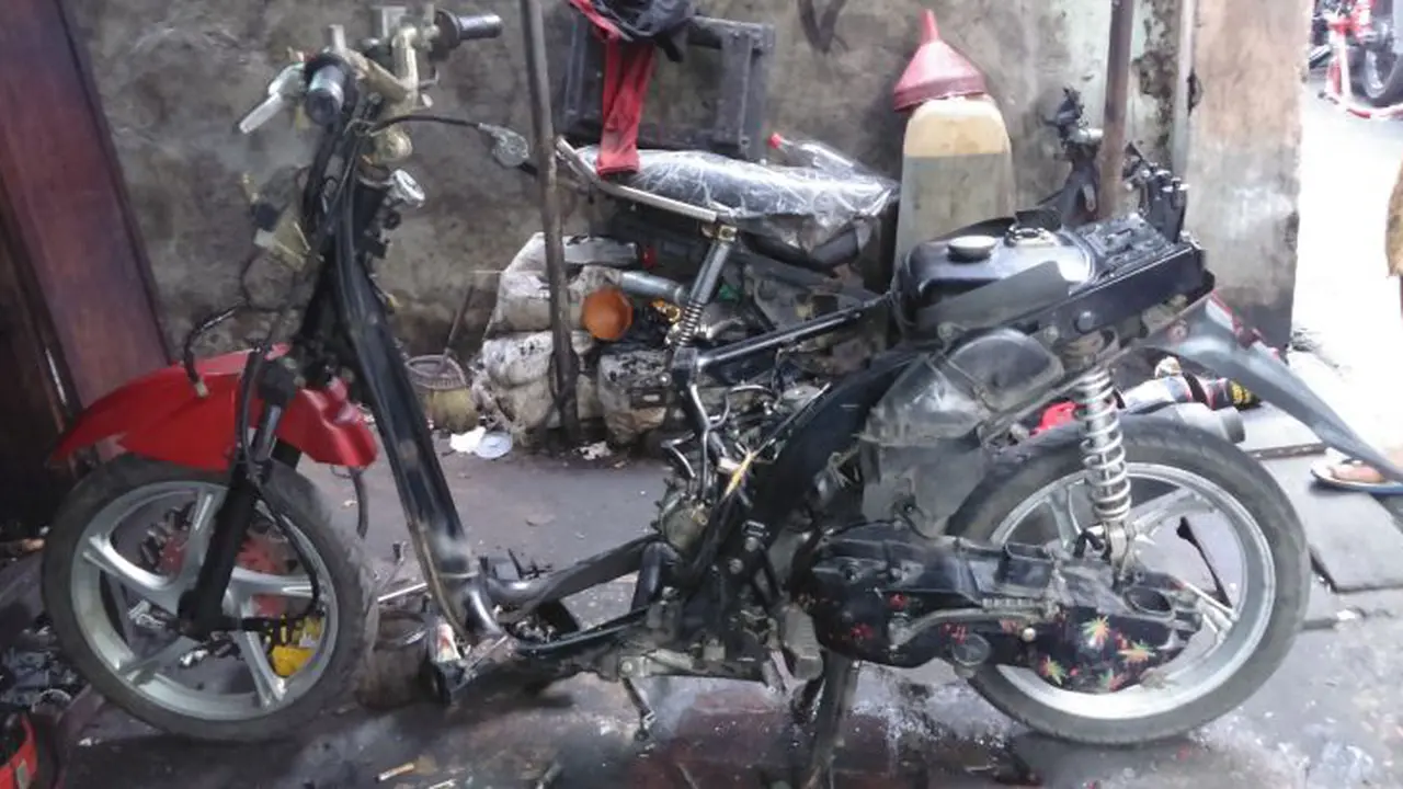 Servis Motor