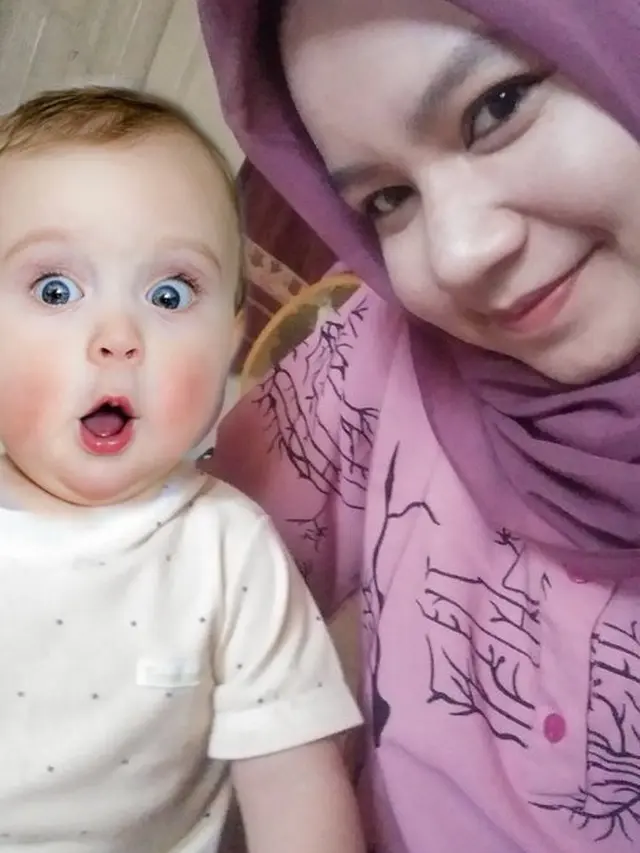 7 Hasil Editan Netizen Bikin Mata Anak Lihat Kamera Ini Hasilnya Kocak
