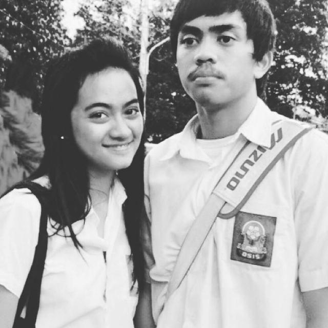 Potret Lawas 6 Artis yang Bersahabat Sejak SMA, Persahabatan Langgeng hingga Kini