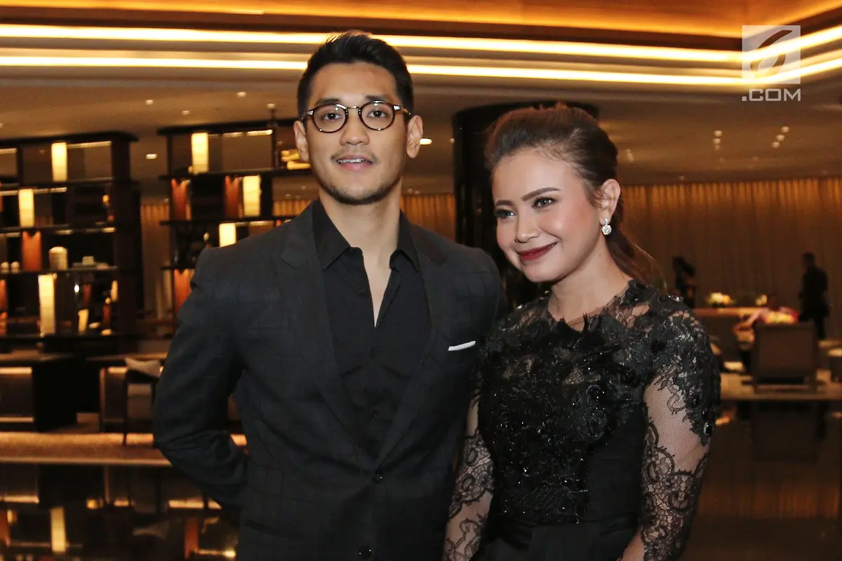 Sederet Artis Hadiri Resepsi Pernikahan Raisa dan Hamish Daud