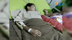 Bocah ini dilarikan ke rumah sakit karena mengalami luka serius usai dikeroyok temannya, karena lakukan gol bunuh diri saat bermain bola.