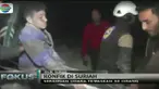 Serangan udara Suriah ini menghantam kawasan pemukiman di Desa Maar Shurin. Seluruh kawasan ini hancur menjadi puing.