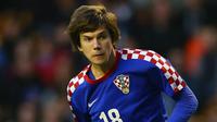 Real Madrid dikabarkan membidik pemain muda asal Kroasia yang disebut sebagai penerus Luka Modric, Ante Coric. (croatiaweek)