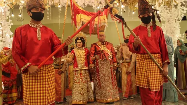 6 Momen Pernikahan Akbar 'Ajudan Pribadi', Beri Mas Kawin Satu Unit Rumah