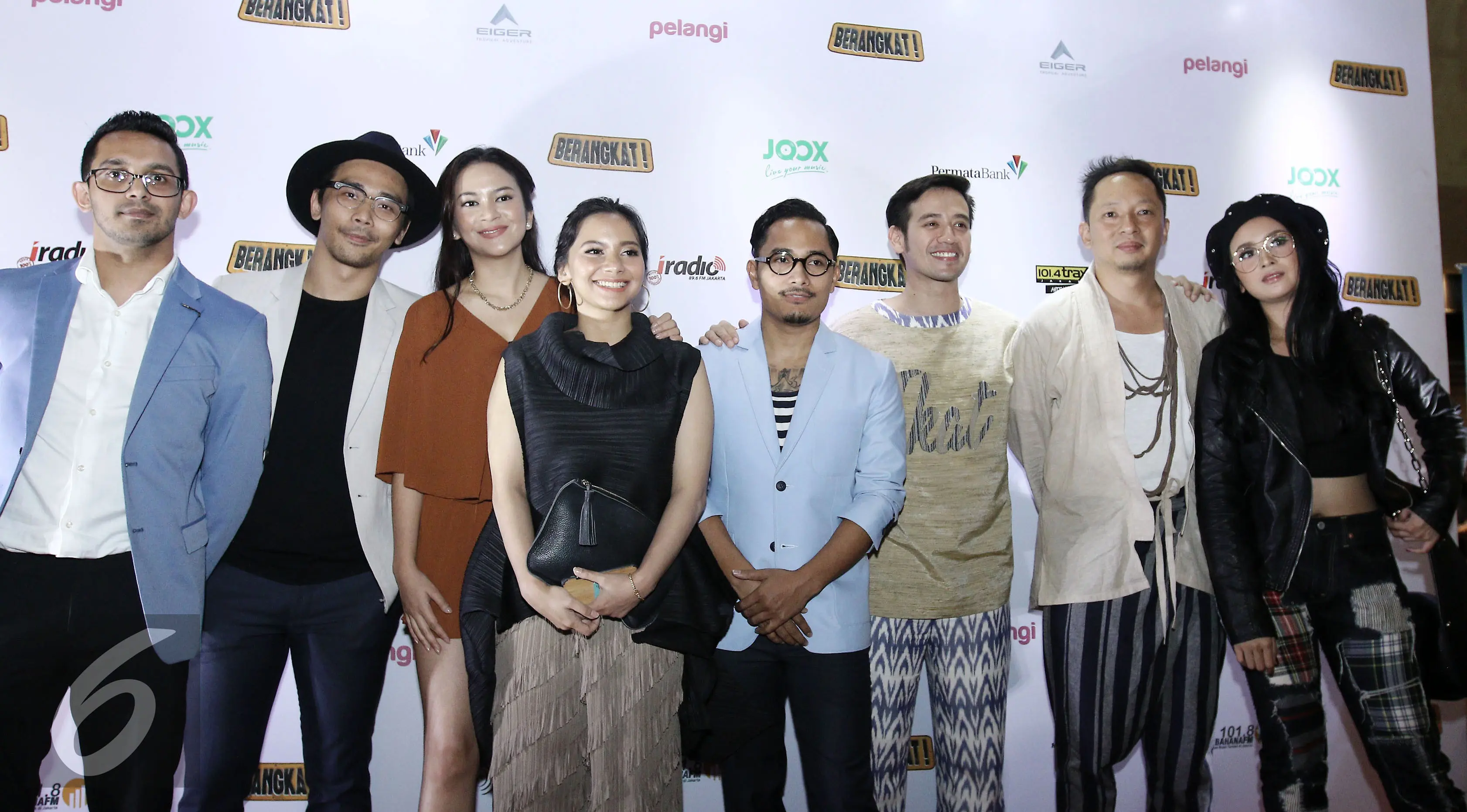 Para pendukung film Berangkat! di antaranya; Ayushita, Tarra Budiman, Ringgo Agus Rahman, dll. (Herman Zakharia/Liputan6.com)