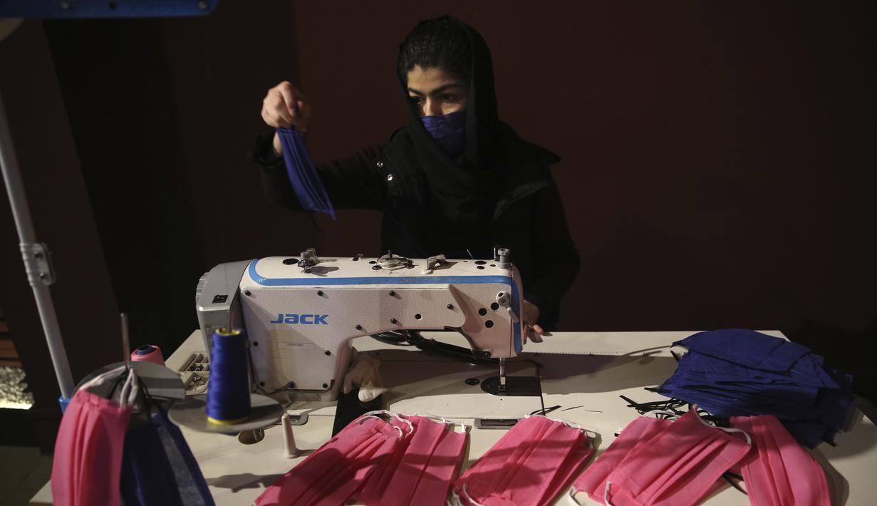 Foto Intip Pembuatan Masker Virus Corona Covid 19 Di Afghanistan Global Liputan6 Com