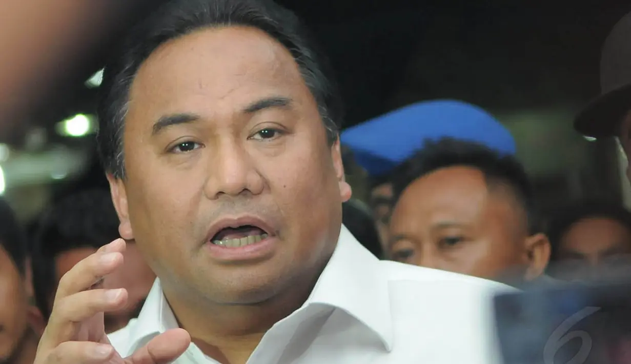 Sebelumnya, Mendag Rachmat Gobel juga pernah melakukan blusukan ke Pasar Induk Kramat Jati, Jakarta. (Liputan6.com/Herman Zakharia)
