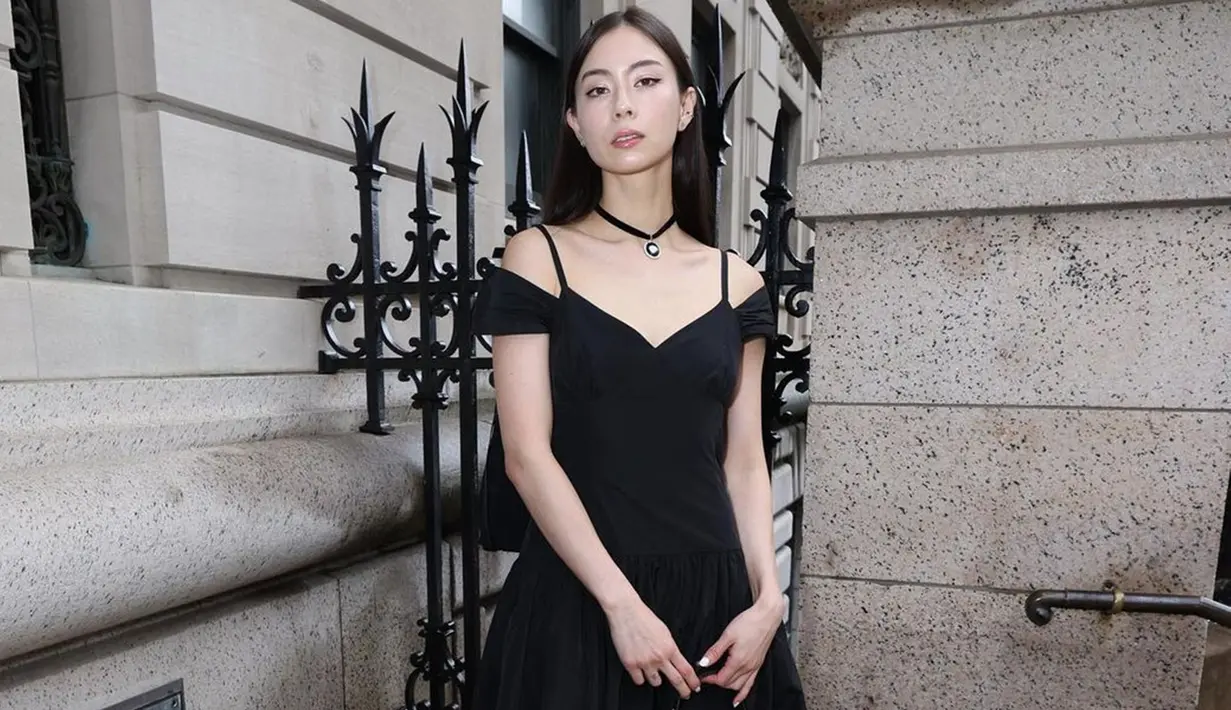 Lauren sendiri juga terbilang aktif di media sosial. Dirinya kerap mengunggah berbagai momen saat bekerja atau liburan. (Liputan6.com/IG/@laurentsai)