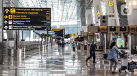 Suasana sepi di Terminal 3 Bandara Soekarno-Hatta, Tangerang, Banten, Senin (11/5/2020). Beberapa maskapai mulai membuka layanan penerbangan setelah Kementerian Perhubungan kembali membuka izin layanan transportasi umum pada Kamis lalu. (Liputan6.com/Faizal Fanani)