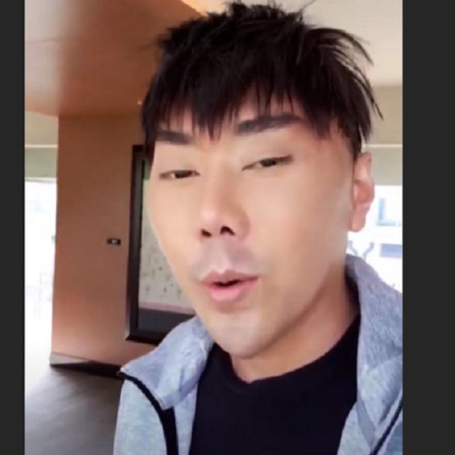 Diteriaki Ganteng Roy Kiyoshi Salah Tingkah Showbiz Liputan6 Com