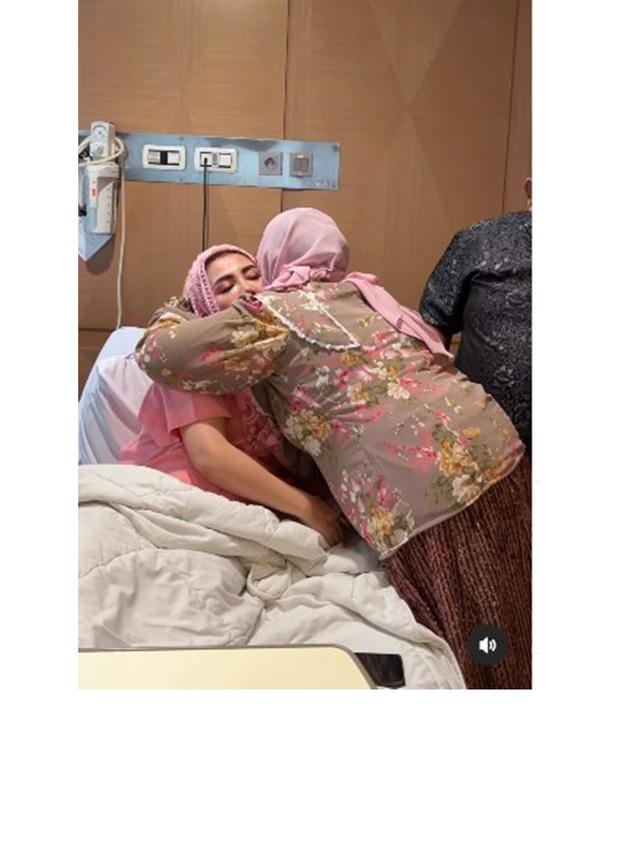 Melahirkan Anak Kedua, Ini 10 Potret Perjalanan Kehamilan Bella Shofie