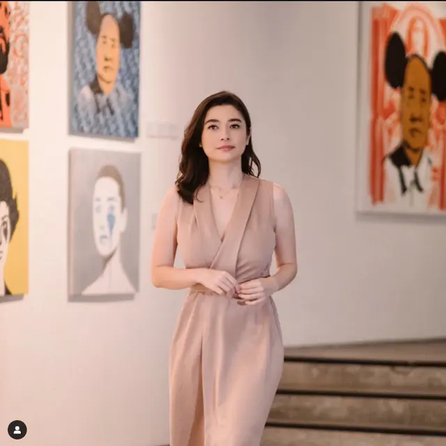 6 Potret Terbaru Amanda Rigby, Dikenal Luas Lewat Sitkom Kejar Tayang