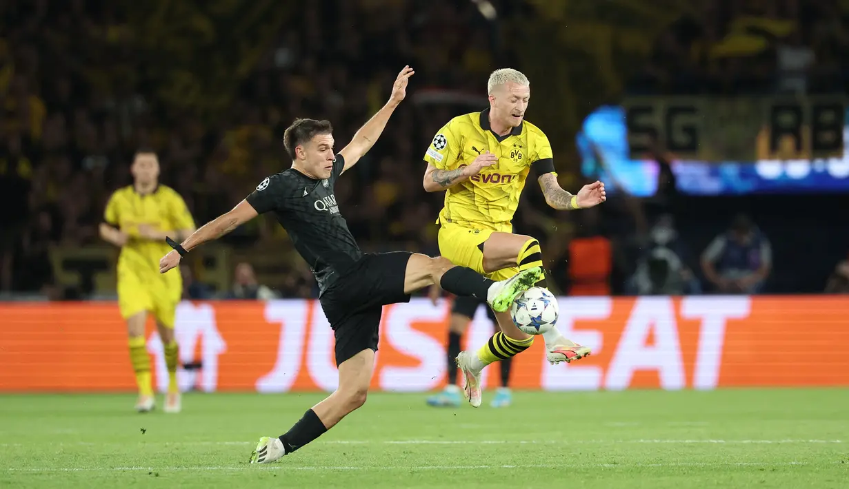 Sedangkan Dortmund berada di dasar tanpa satupun poin. (FRANCK FIFE / AFP)