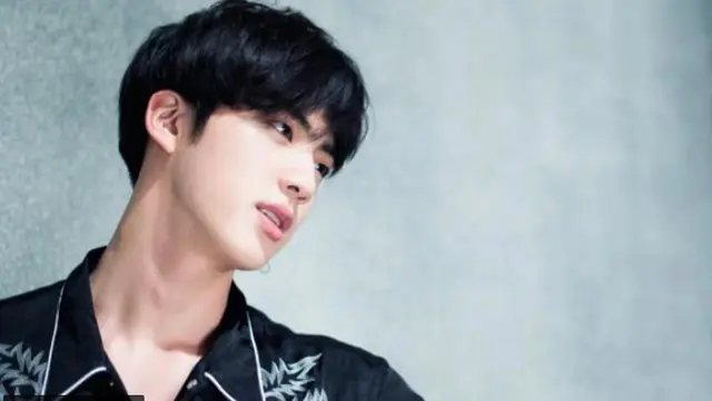 Jin `BTS`