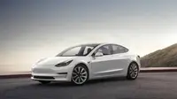 Tesla memutuskan untuk berhenti memproduksi Model 3 varian Long Range Rear-Wheel Drive (LR RWD). (Autoevolution)
