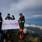 Foto: Dok. Tim Ekpedisi 7 Summits in 100 Days.