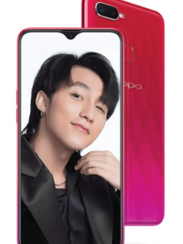 Oppo F9. Dok: gsmarena.com