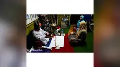 Seorang dukun asal Malaysia gunakan pistol mainan untuk mengeluarkan jin dari dalam tubuh seorang pasien.