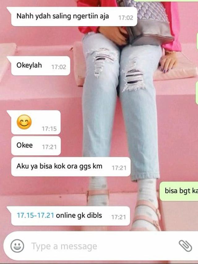 6 Chat Ke Pacar Yang Terlalu Posesif Ini Bikin Elus Dada Harus Sering