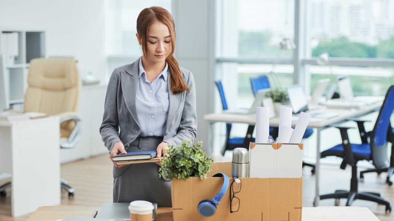 Ilustrasi resign, pindah kerja