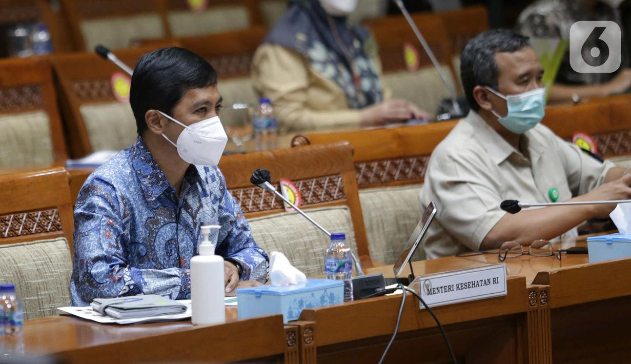 Wakil Menteri Kesehatan Dante Saksono Harbuwono mengikuti rapat kerja dengan Komisi IX DPR di Kompleks Parlemen, Senayan, Jakarta, Senin (23/5/2022). Rapat membahas kondisi terkini kasus hepatitis akut dan penjelasan persiapan pelaksanaan vaksinasi di Bulan Imunisasi Anak Nasional (BIAN) dan Bulan Imunisasi Anak Sekolah (BIAS) Tahun 2022. (Liputan6.com/Angga Yuniar)