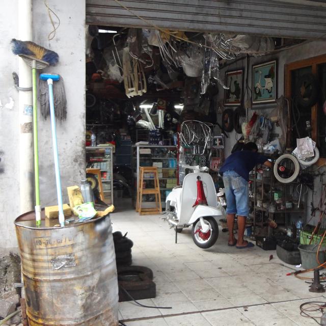 Serba Serbi Aneka Motor Bengkel Vespa Terlengkap Di Jakarta Otomotif Liputan6 Com