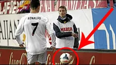 Video aksi jahil para anak gawang saat memberi bola ke pemain sepak bola, salah satunya saat anak gawang melempar ke Cristiano Ronaldo.