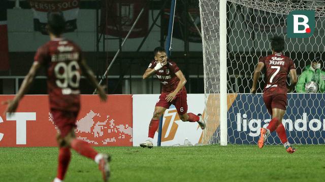 Foto: Dua Gol Ferdinand Sinaga ke Gawang Persiba Bawa Persis Solo Temani Rans Cilegon FC ke Semifinal Liga 2