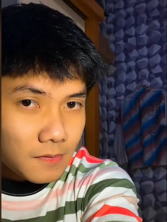 6 Potret Seleb TikTok Ridhho Disebut Mirip Iqbaal Ramadhan, Bak Kembaran