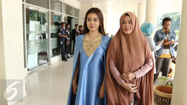 Ultah Ibunda Jupe Dirayakan di Ruang Rawat Inap RSCM