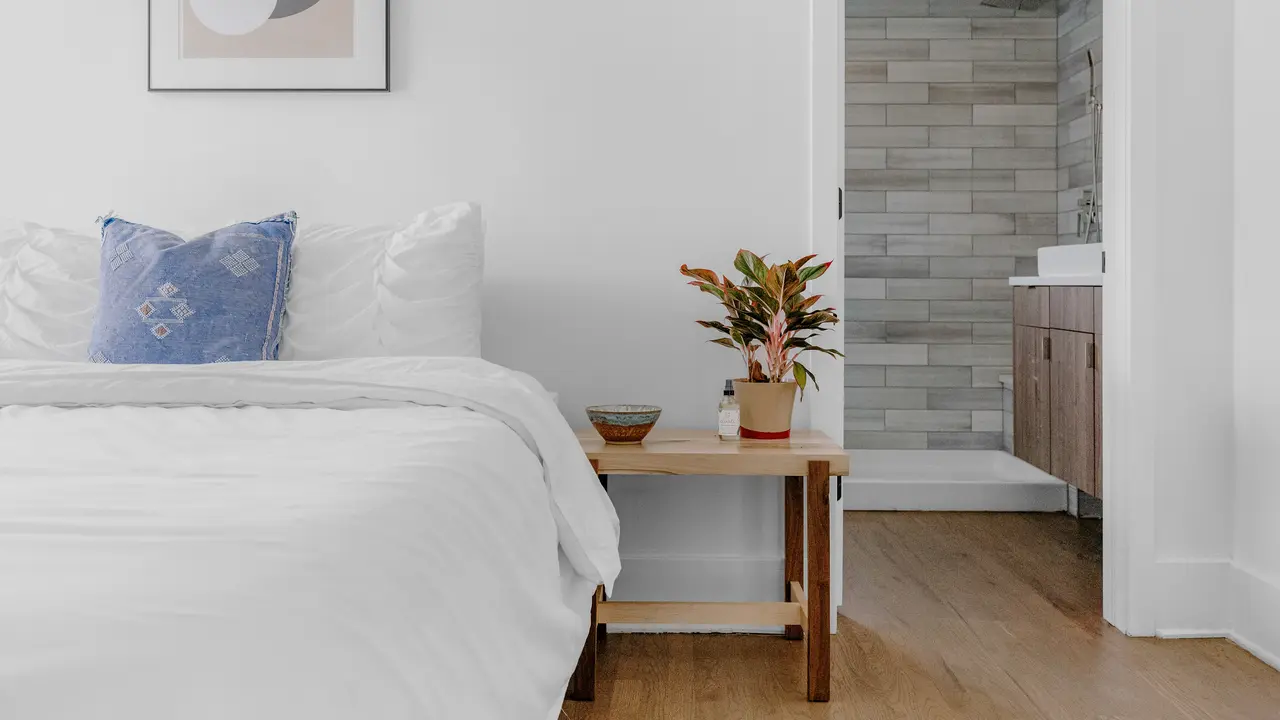Kamar Tidur/Unsplash Shop Slo