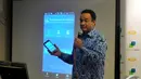 Mendikbud Anies Baswedan meluncurkan aplikasi katalog perpustakaan di perangkat berbasis Android, Jakarta, Selasa (25/11/2014). (Liputan6.com/Johan Tallo)