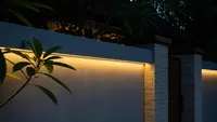 9 Model Pagar Tembok Dengan Lampu Hias, Tampilan Rumah Jadi Mewah
