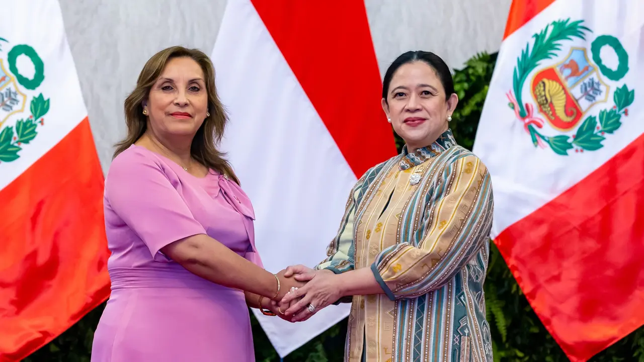 Ketua DPR RI, Puan Maharani menerima kunjungan Presiden Peru Dina Ercilia Boluarte Zegarra di Gedung DPR RI.