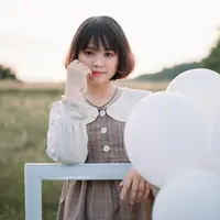 Ilustrasi perempuan cantik berbudi pekerti baik | copyright pexels.com/Huy Nguyễn