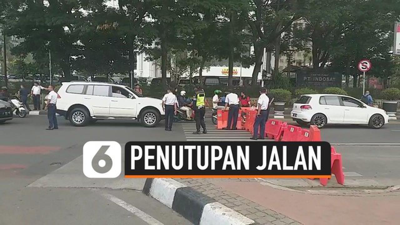 VIDEO: Catat, 3 Jalan Ini Ditutup Karena Demo Depan Istana Merdeka