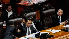Hasil voting sidang Paripurna RUU Pilkada memutuskan Pilkada dipilih oleh DPRD, Jakarta, (26/9/14). (Liputan6.com/Andrian M Tunay)