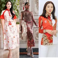 Inspirasi Busana Serba Merah Bernuansa Wastra Nusantara saat Imlek. [Instagram