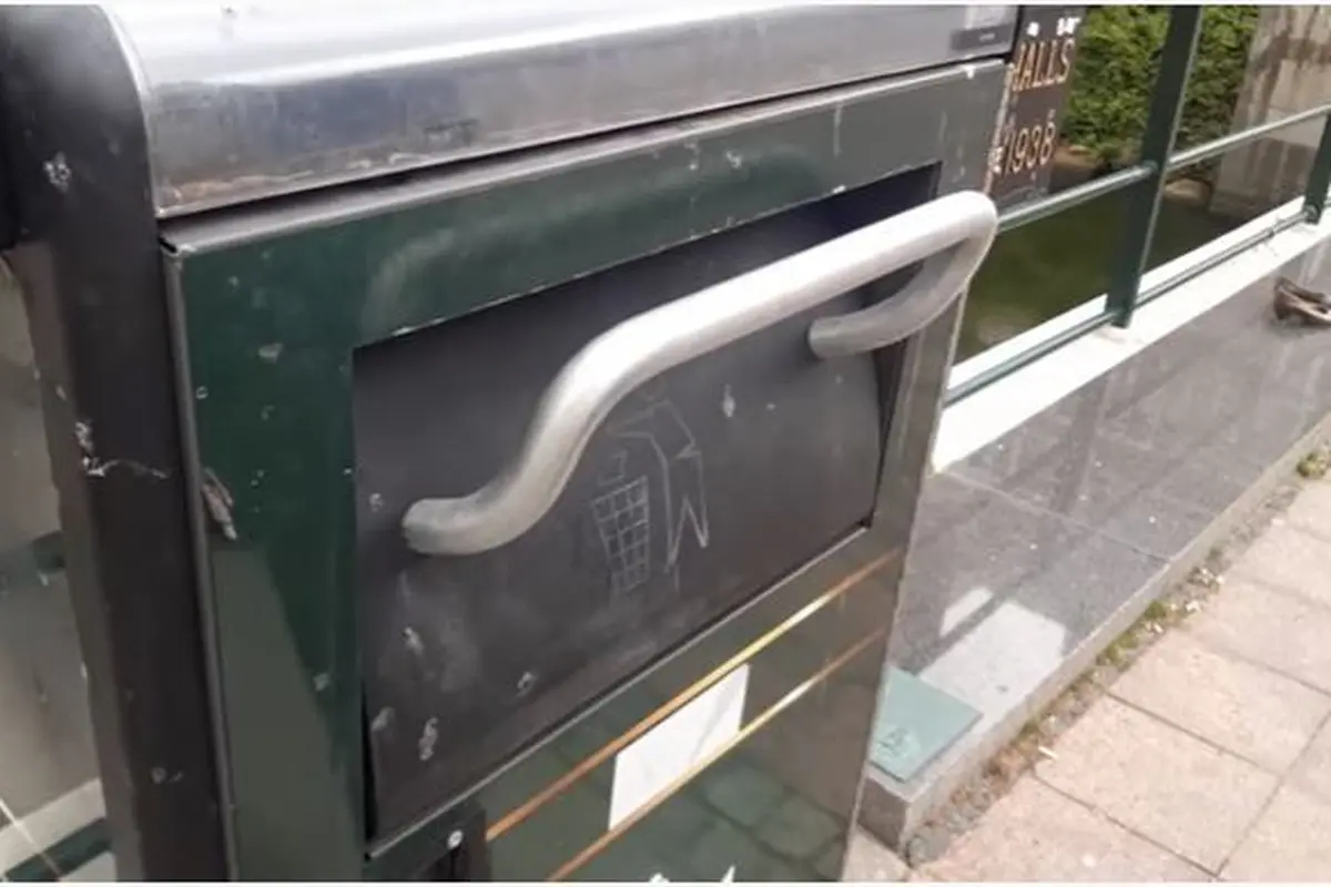 Kisah Tempat Sampah yang Bisa Bersuara di Tepi Jalan Kota Malmo Swedia
