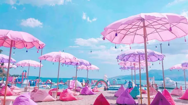 Inflatable Island