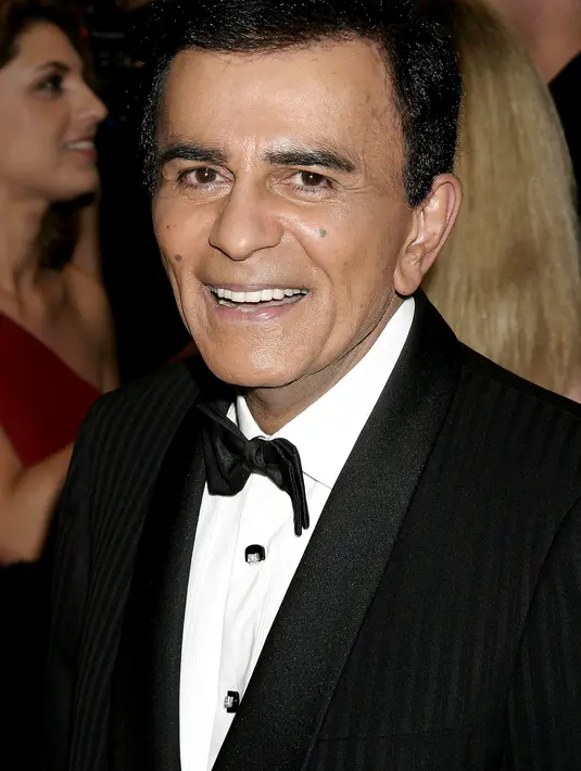 Gugatan itu juga berisi jika mereka hanya diizinkan untuk mengunjungi sang ayah hanya selama 20 menit dan hanya satu dari mereka yang boleh berada di samping tempat tidurnya pada suatu waktu. (AFP/Bintang.com)