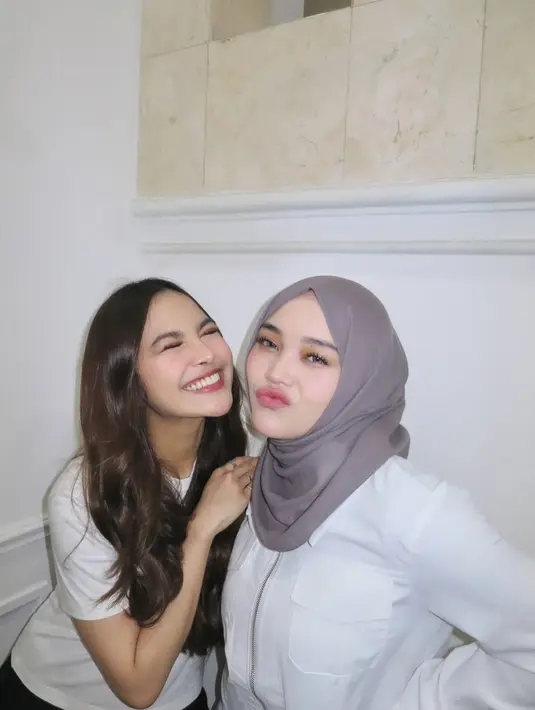 Saat ulang tahun Mahalini Raharja, Putri Delina tampilkan wajah mirip dengan sang kakak ipar [@putridelinaa]