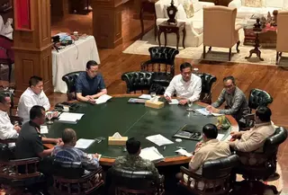 Presiden Prabowo Subianto mengumpulkan sejumlah menteri Kabinet Merah Putih di kediaman pribadinya di Hambalang, Bogor. (Foto: Instagram Sekretariat Kabinet)