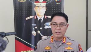 Kabid Humas Polda Jawa Timur, Kombes Pol Jules Abraham Abast (Dian Kurniawan/Liputan6.com)