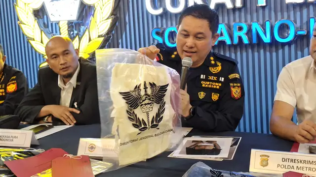 Kepala Kantor Bea Cukai Soekarno Hatta, Hengky Tomuan Parlindungan.