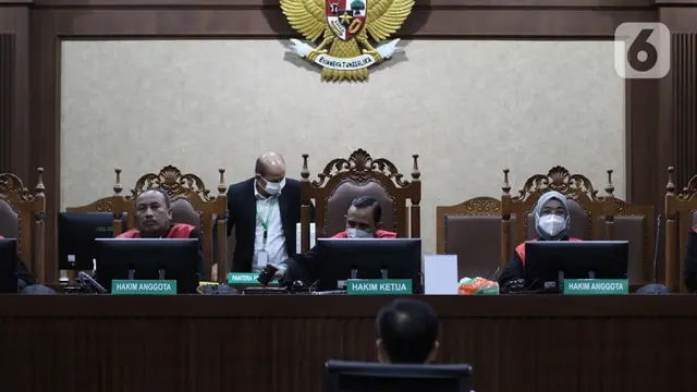Majelis Hakim Jatuhi Vonis Nihil Benny Tjokrosaputro