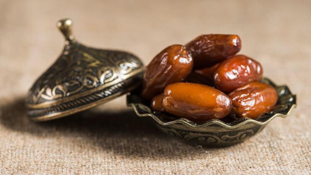 Kurma Bukan Sekadar Makanan Ringan, Ini Khasiatnya untuk Asam Lambung