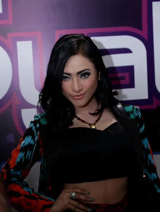 Artis yang juga DJ ini bermain dalam film horor produksi Kharisma Production. (Andy Masela/Bintang.com)