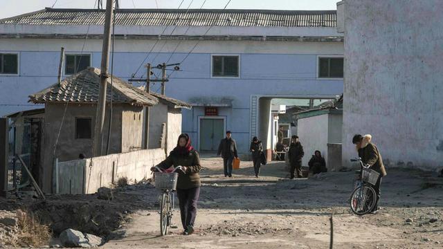 Kehidupan warga Korea Utara (Ed Jones/AFP PHOTO via Express)